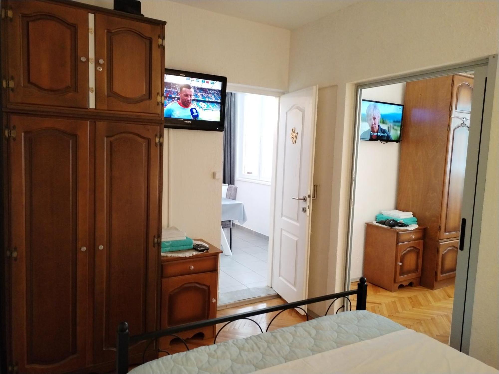 Apartment Suzana 2Br Split With Balcony Exterior foto