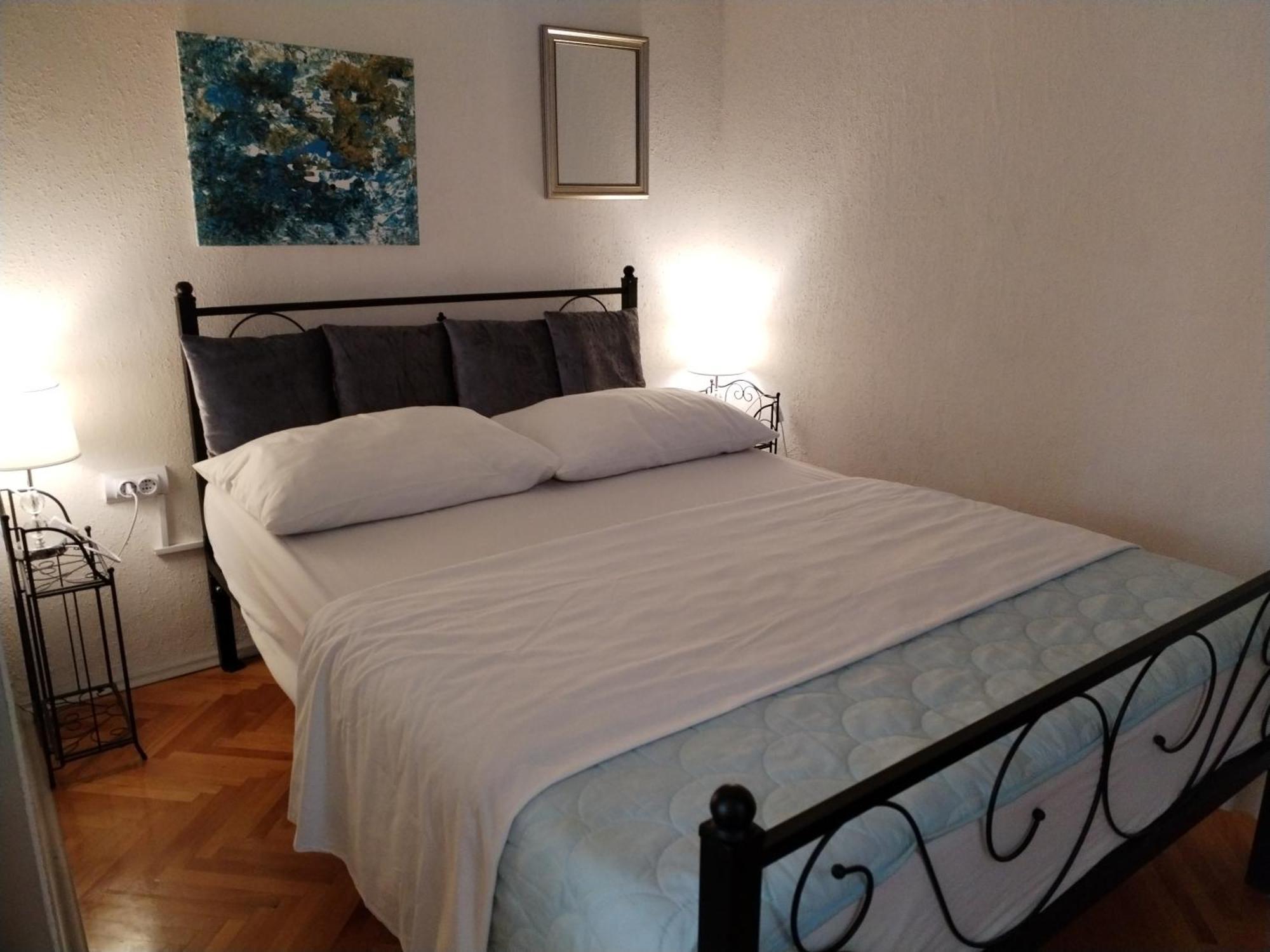 Apartment Suzana 2Br Split With Balcony Exterior foto