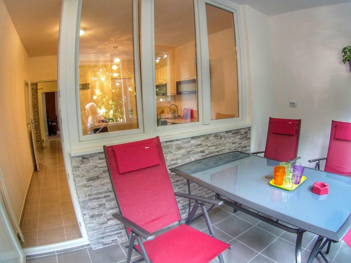 Apartment Suzana 2Br Split With Balcony Exterior foto